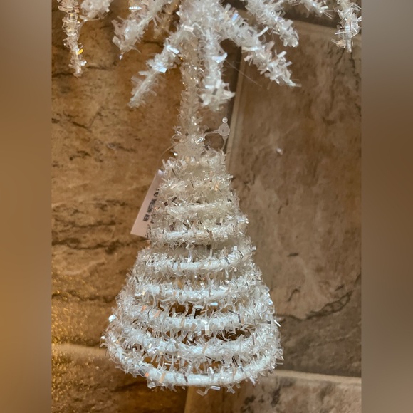 Sparkling White Snowflake Tree Topper - Picture 5 of 6